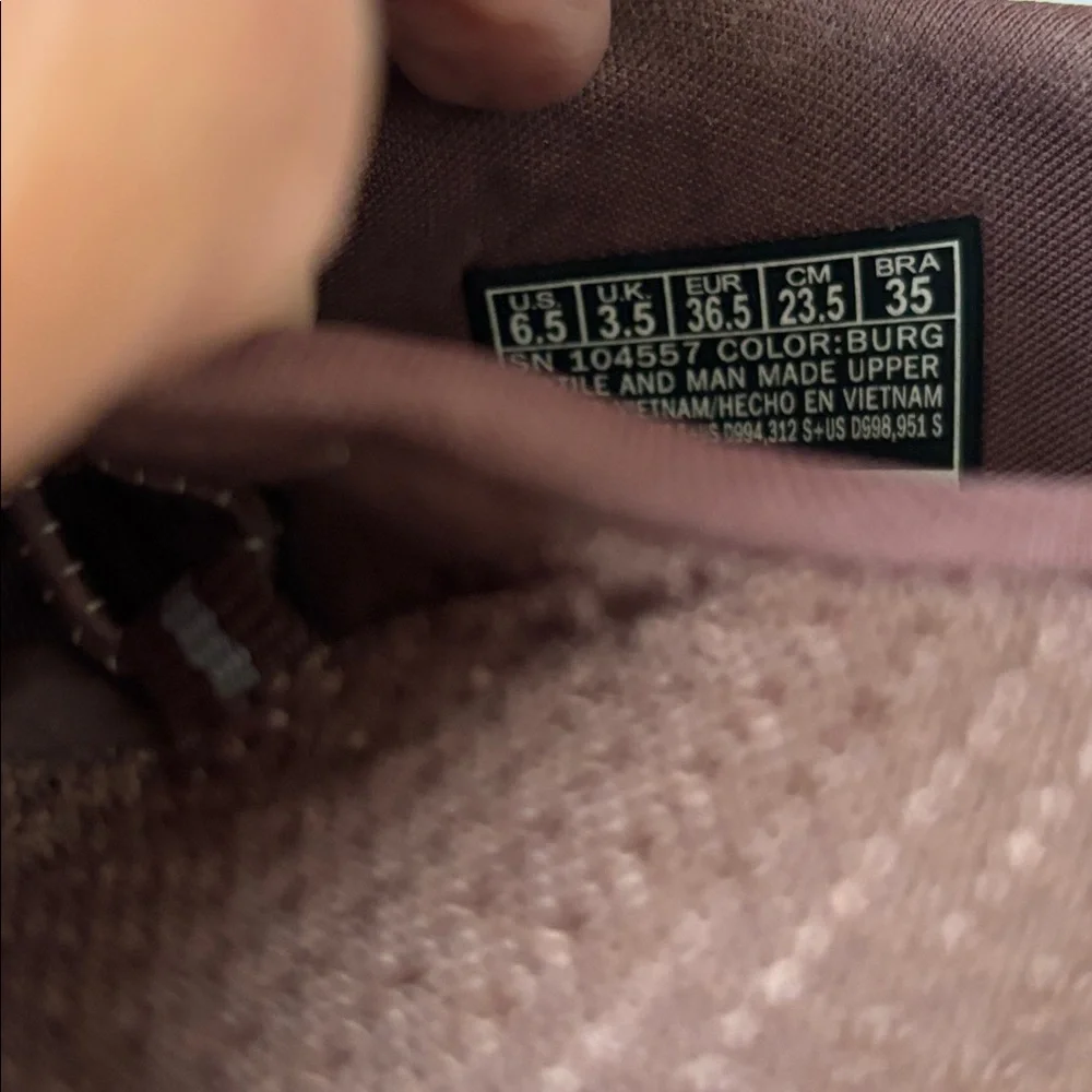 Skechers slip ins